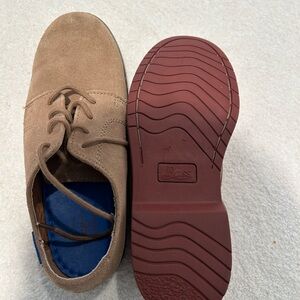 Bass Oxford Tan Suede Lace-Up Shoes boys size 4